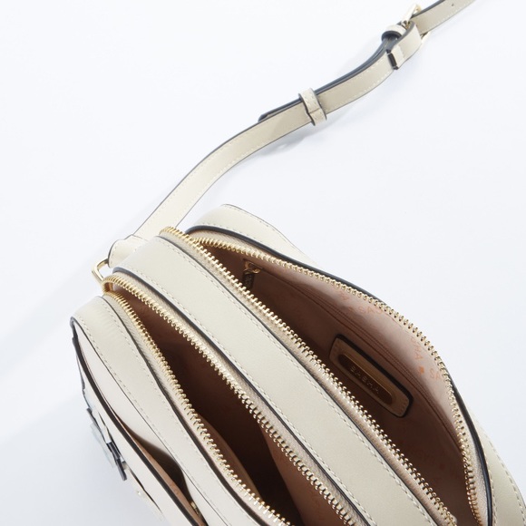 Sasha Crossbody Bag with Flower Applique | Beige - Picture 5 of 6